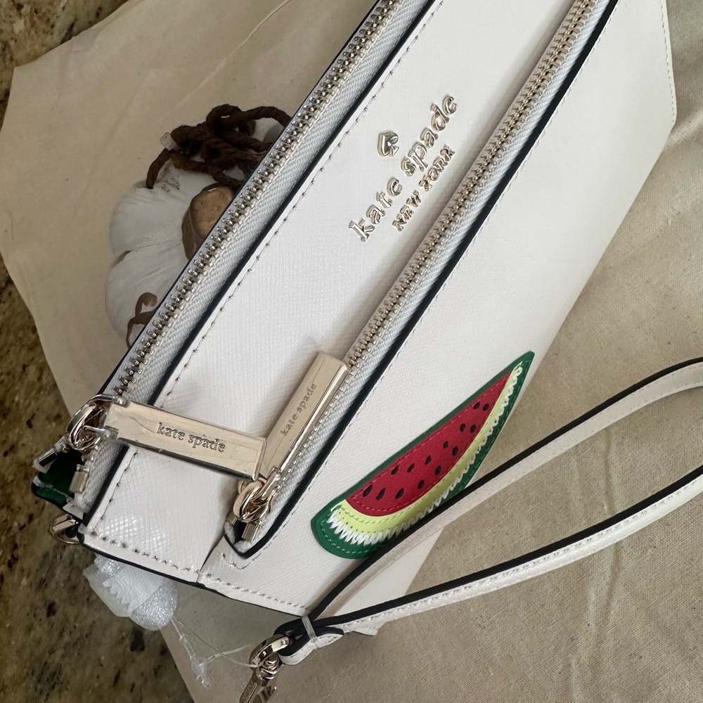 Unique 🍉 new Kate spade leather wallet wristlet - Picture 9 of 9